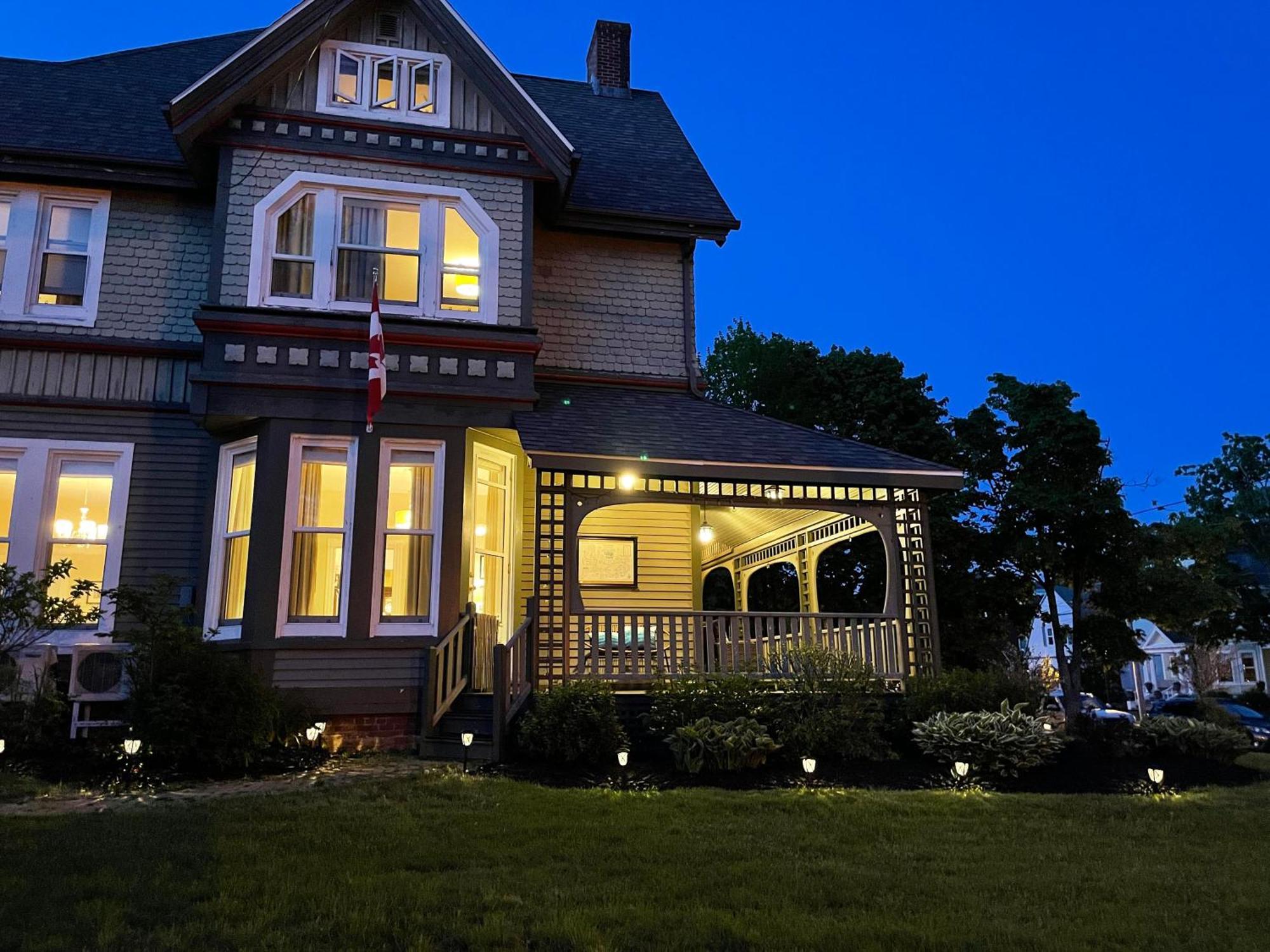 No 1 Grafton Inn Charlottetown Kültér fotó